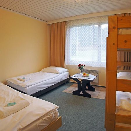 Pod Javorem Hotel Velke Karlovice Luaran gambar