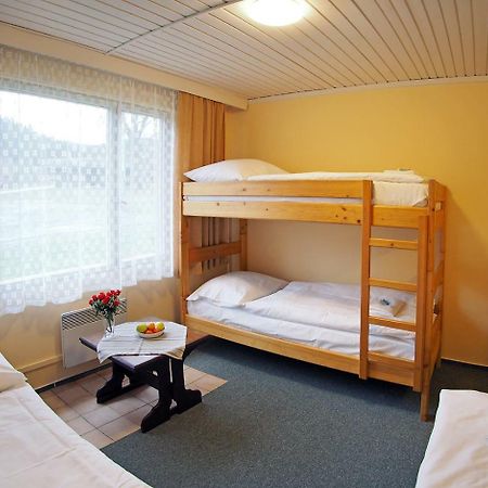 Pod Javorem Hotel Velke Karlovice Luaran gambar