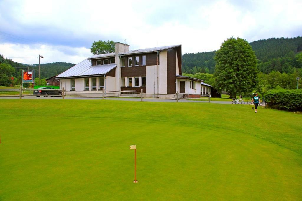 Pod Javorem Hotel Velke Karlovice Luaran gambar